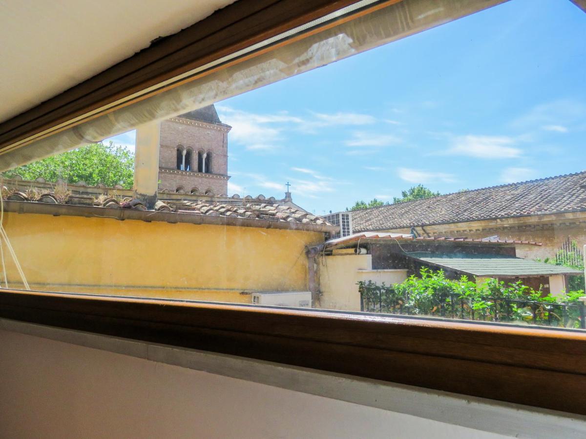 Mattia'S Penthouse - View Over Trastevere Roofs Rome Exterior photo